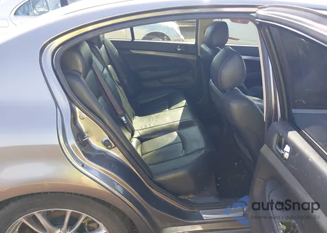 2013 Infiniti G37 Journey z USA, uszkodzony, nr VIN JN1CV6AP6DM723804